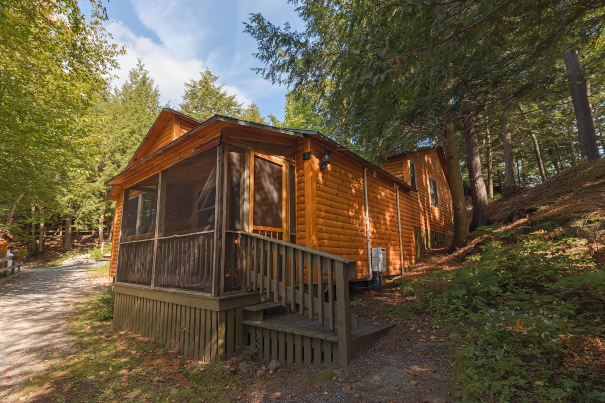 Motel Long Lake And Cottages Exterior foto